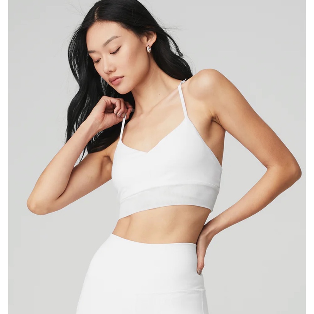 Alo Yoga Lavish Bra White size Small